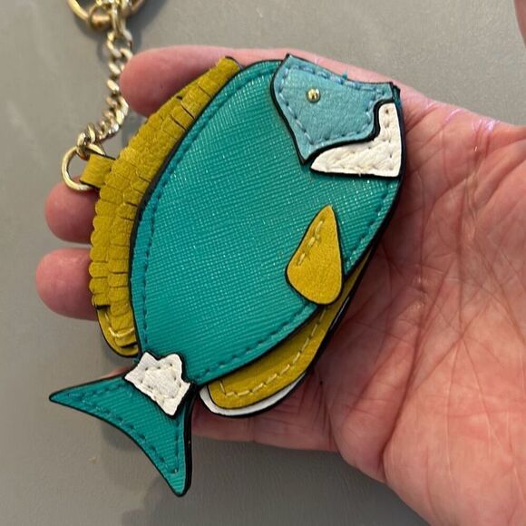 Fish  Keychain - Picture 4 of 5